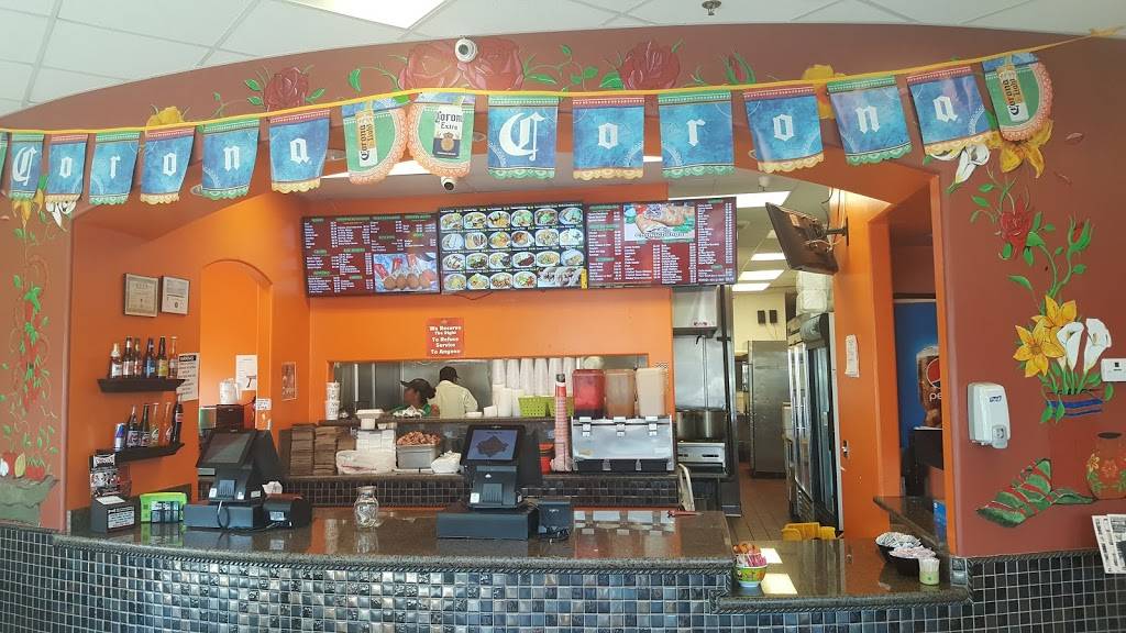 Federicos Mexican Food | restaurant | 16995 W Greenway Rd #100, Surprise, AZ 85388, USA | 6235840717 OR +1 623-584-0717