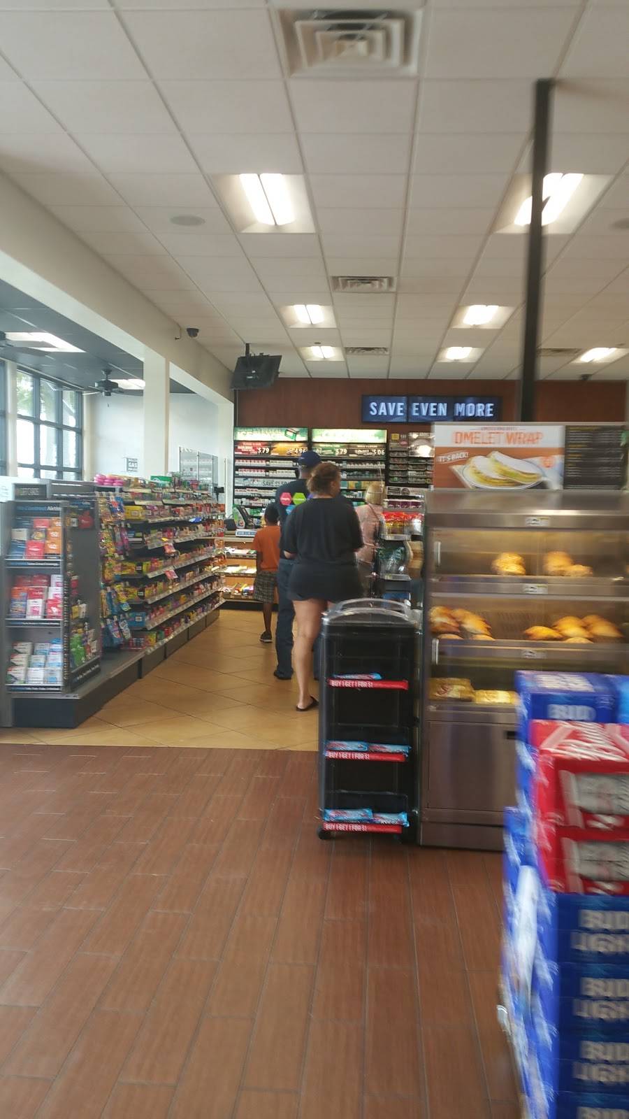 RaceTrac | bakery | 13631 Goldenwood Dr, Fort Myers, FL 33913, USA | 2392250326 OR +1 239-225-0326