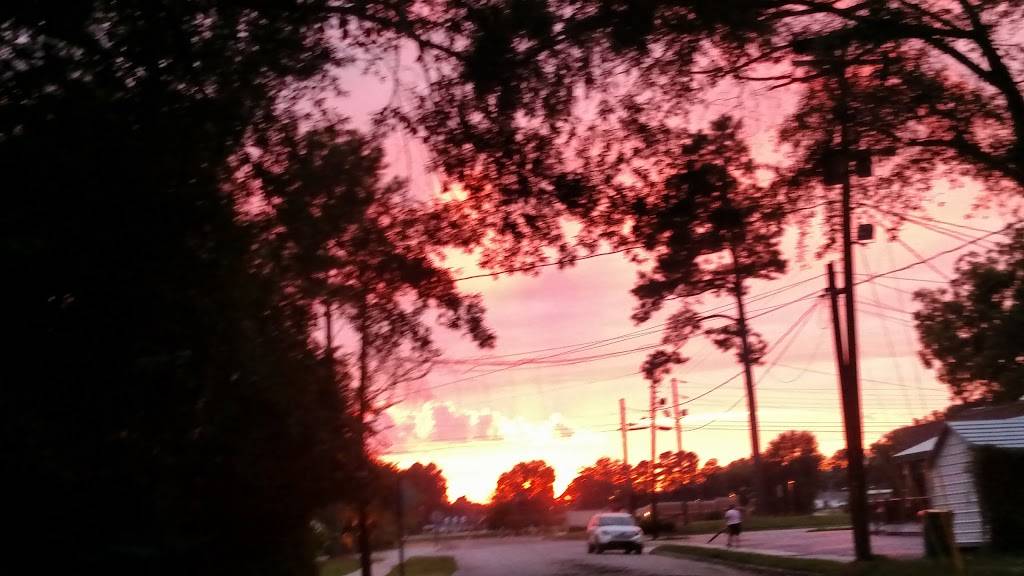 Sub-Sational | restaurant | 225 S Madison St, Whiteville, NC 28472, USA | 9106423930 OR +1 910-642-3930