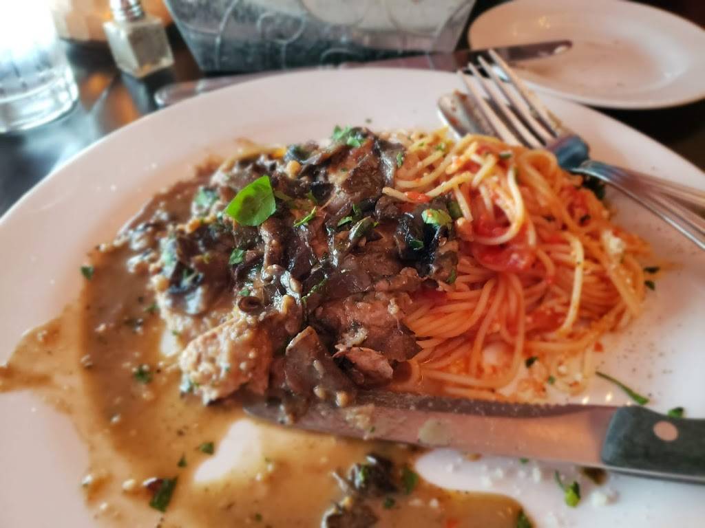 Marottas | restaurant | 2289 Lee Rd, Cleveland, OH 44118, USA | 2169329264 OR +1 216-932-9264