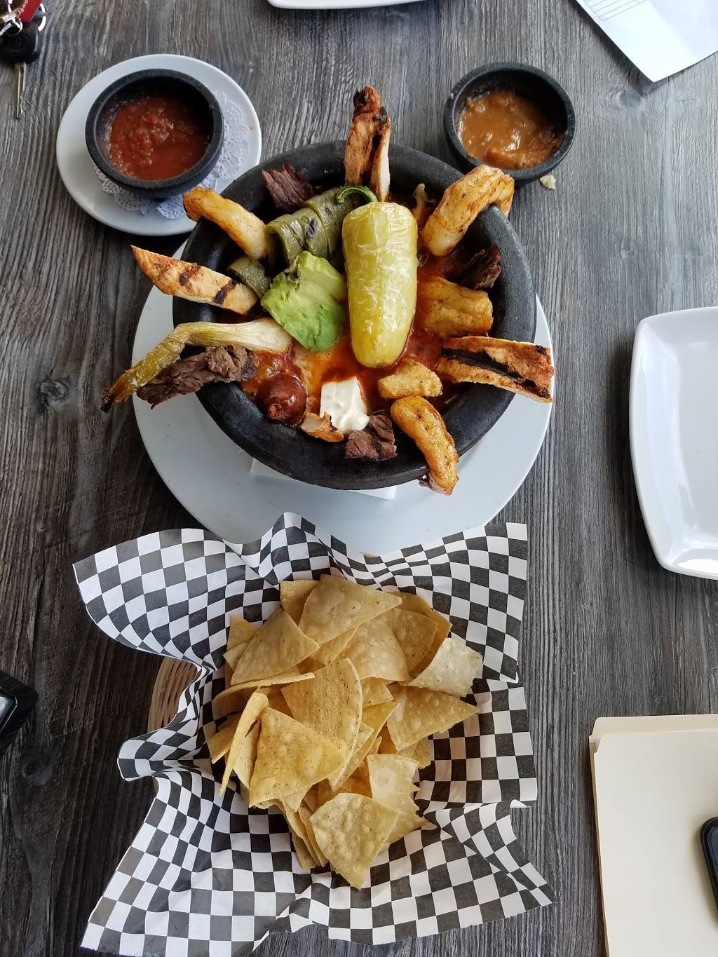 Habanero Mexican Grill | restaurant | #110, 520 N Ventu Park Rd, Newbury Park, CA 91320, USA | 8053750755 OR +1 805-375-0755