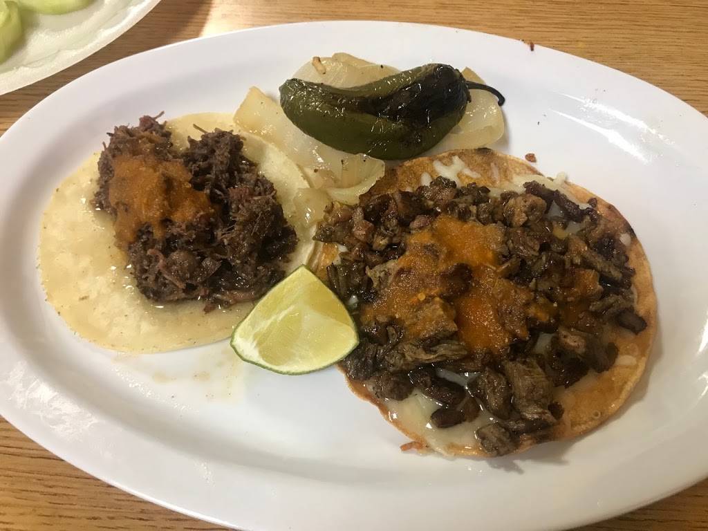 Tacos El Yiyo | restaurant | 10901 W Buckeye Rd, Cashion, AZ 85329, USA | 6024864108 OR +1 602-486-4108