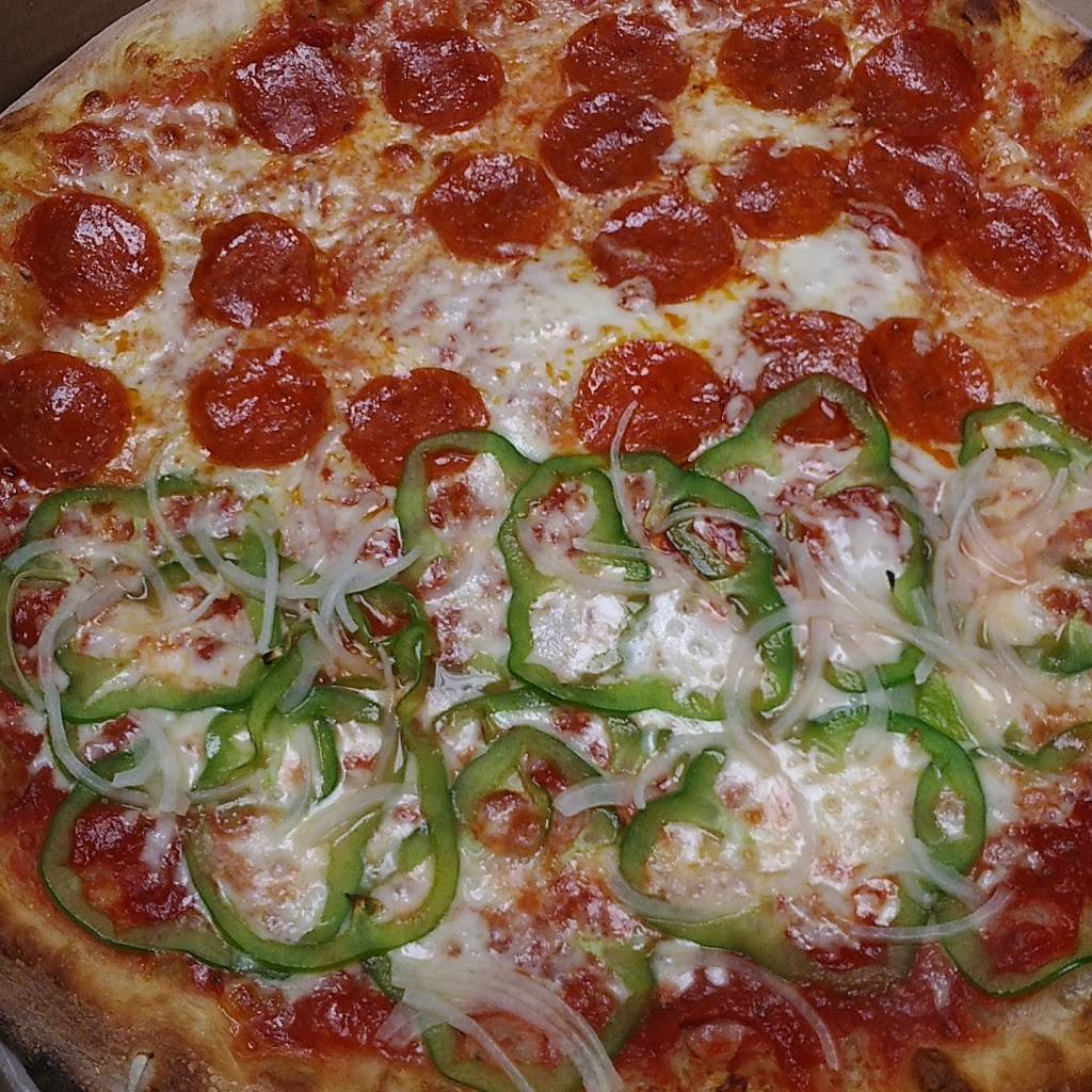 Romanos Pizzeria | restaurant | 8 Bessom St, Marblehead, MA 01945, USA | 7816318333 OR +1 781-631-8333