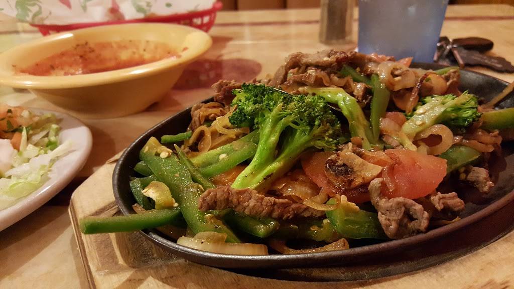 El Tarasco | restaurant | 214 Portland Way N, Galion, OH 44833, USA | 4197777403 OR +1 419-777-7403