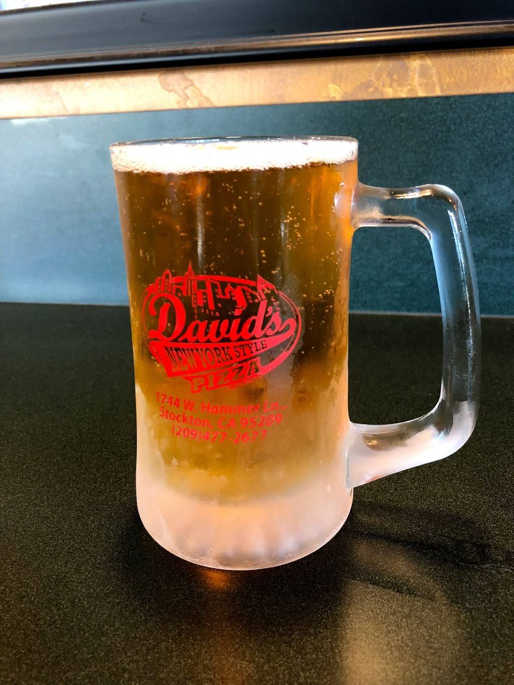 Davids Pizza at Lincoln Center | restaurant | 900 W Benjamin Holt Dr, Stockton, CA 95207, USA | 2099572850 OR +1 209-957-2850