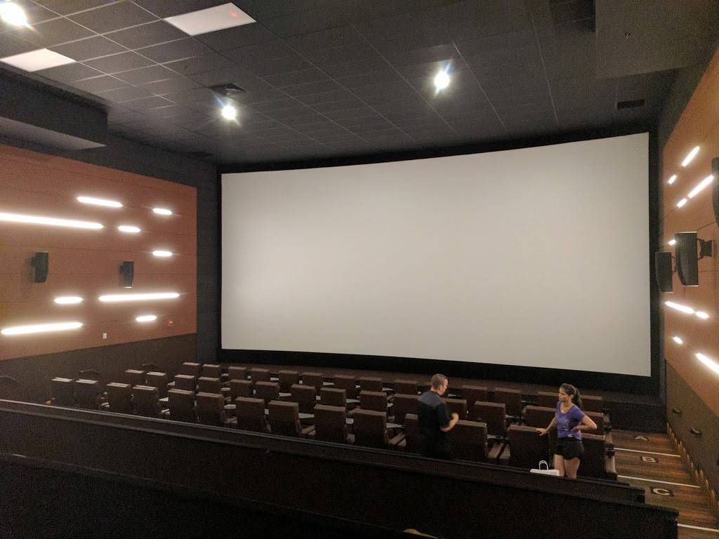 Cinemark Lincoln Square | meal takeaway | 700 Bellevue Way NE #310, Bellevue, WA 98004, USA | 4254509100 OR +1 425-450-9100