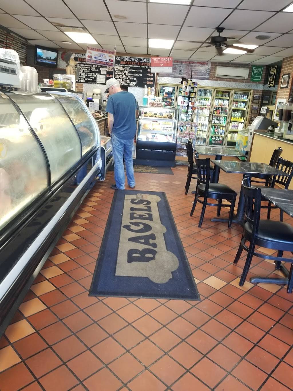 Sports Deli | restaurant | 1029 Waverly Ave, Holtsville, NY 11742, USA | 6312898878 OR +1 631-289-8878