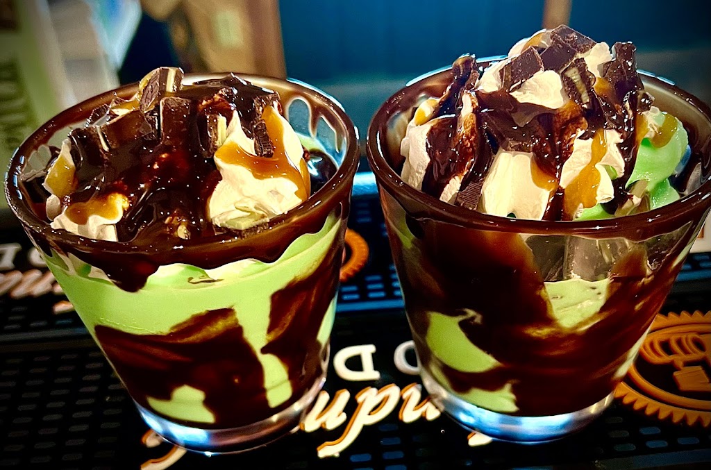 Crooked Lake Cafe & Bistro | cafe | 432 MN-6, Outing, MN 56662, USA | 2187925859 OR +1 218-792-5859