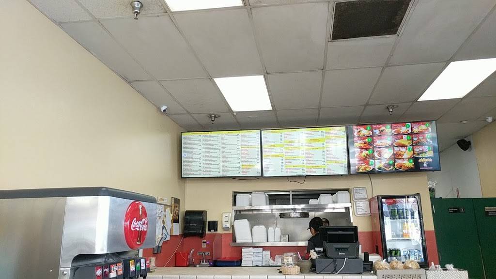 Albertos Mexican Food | restaurant | 31940 Temecula Pkwy, Temecula, CA 92592, USA | 9519724472 OR +1 951-972-4472