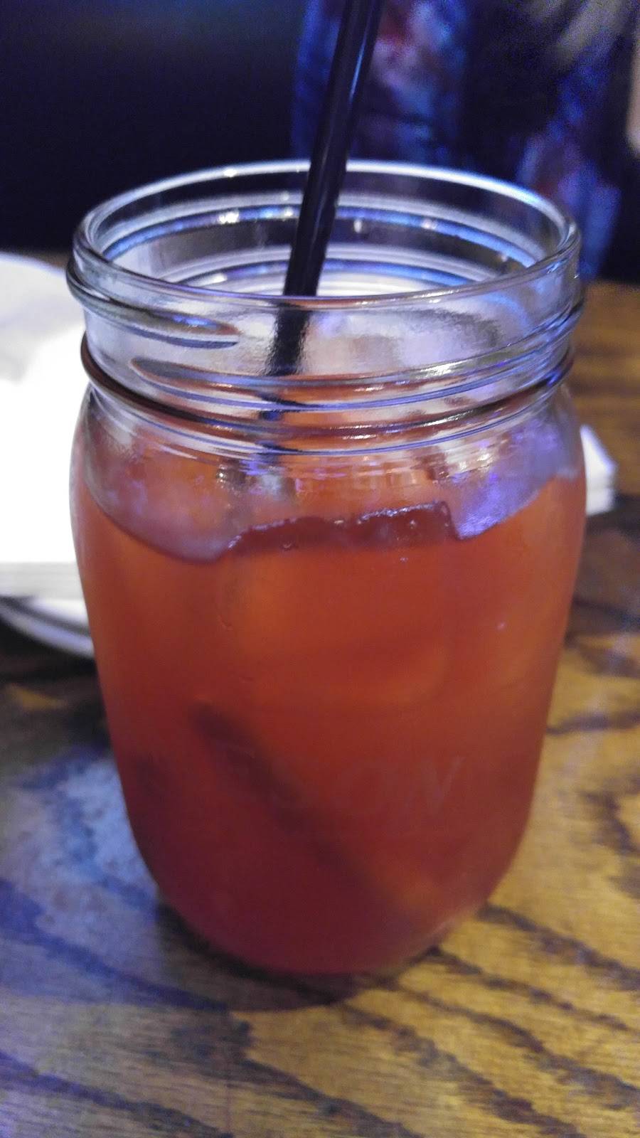 Hooley House Sports Pub & Grille | restaurant | 10310 Cascade Crossing, Brooklyn, OH 44144, USA | 2163627700 OR +1 216-362-7700