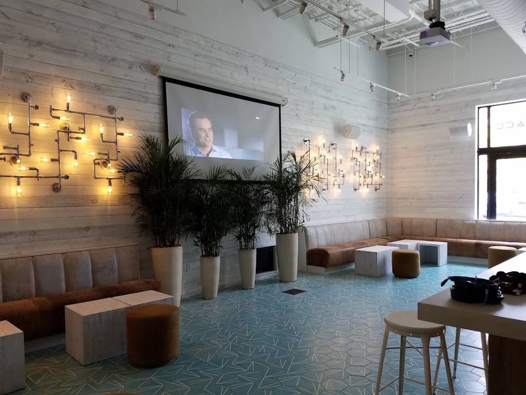 Coyo Taco | restaurant | 337 Royal Poinciana Way, Palm Beach, FL 33480, USA | 5613188616 OR +1 561-318-8616