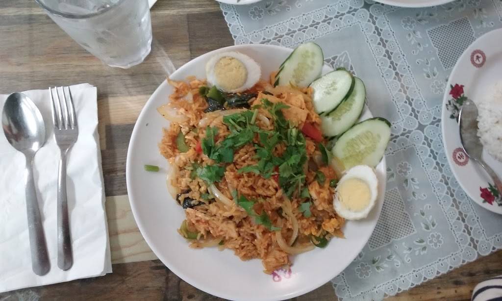 T. Garden Thai | restaurant | 1140 Lincoln Ave, Charleston, IL 61920, USA | 2173481232 OR +1 217-348-1232