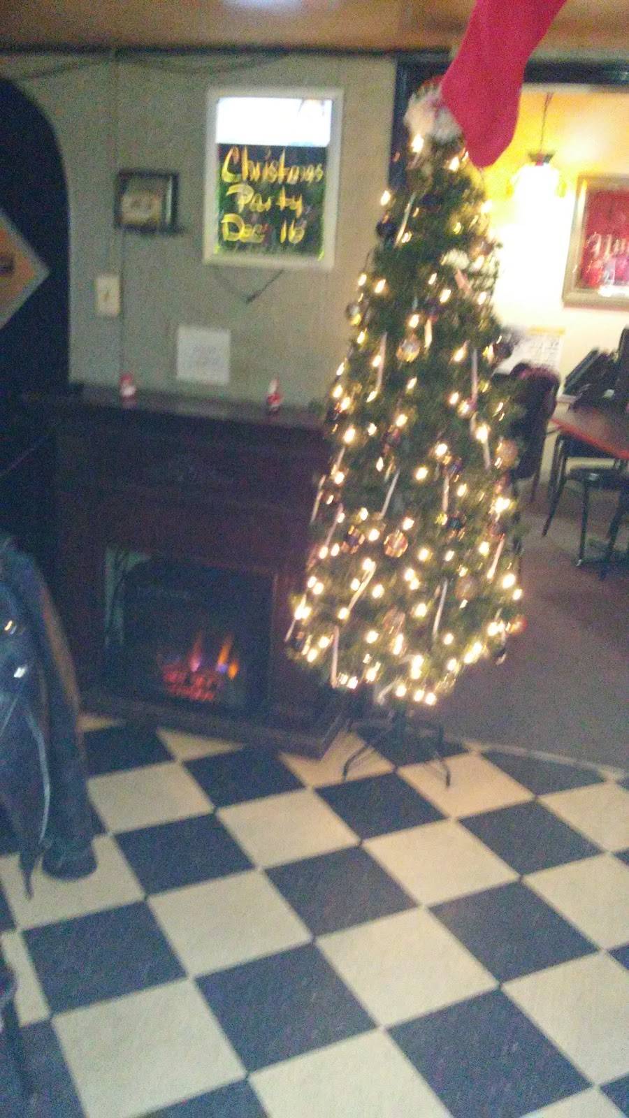 Carols Cafe | restaurant | 840 Monongahela Ave, Glassport, PA 15045, USA | 4126789058 OR +1 412-678-9058