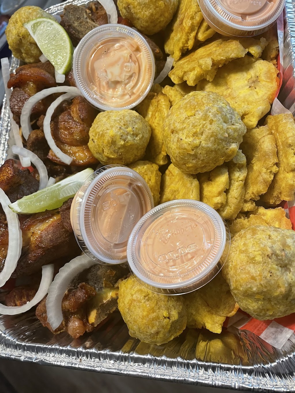 Mission Mofongo | restaurant | 1430 Derry St, Harrisburg, PA 17104, USA | 7175100706 OR +1 717-510-0706