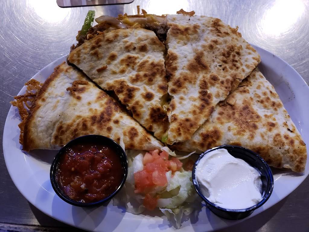 Brownies The Shed Bar and Grill | restaurant | 826 W Main St, New Albany, IN 47150, USA | 8129200030 OR +1 812-920-0030