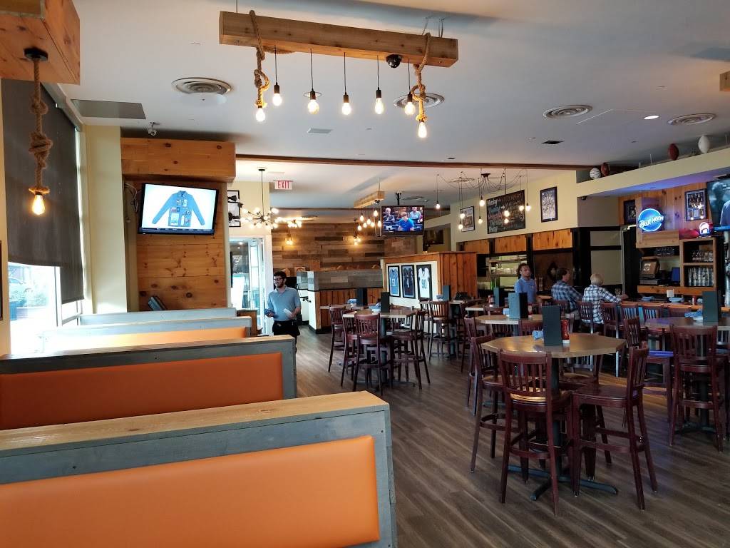 The Town Hall Grill | restaurant | 410 Market St, Chapel Hill, NC 27516, USA | 9199608696 OR +1 919-960-8696