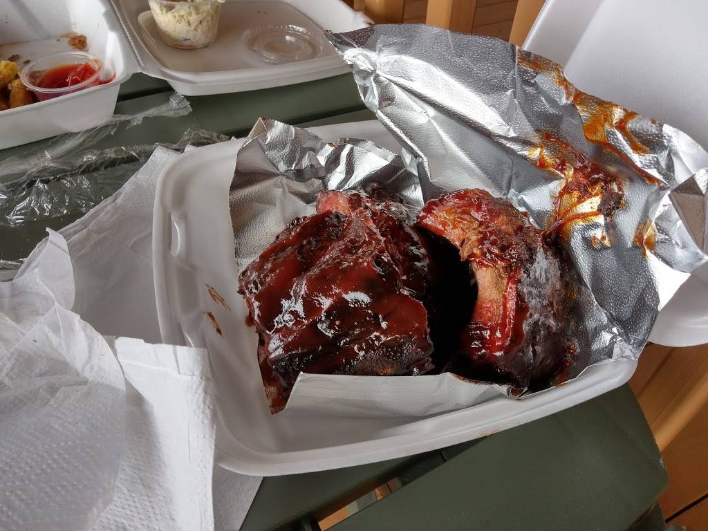 Rough Cut Barbecue | restaurant | 456 Fairview St, Tamaqua, PA 18252, USA | 5704672039 OR +1 570-467-2039