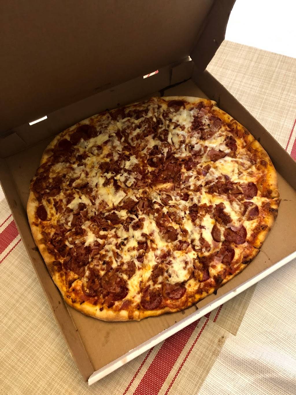 Papillon Pizzeria | restaurant | 16610 Bayview Ave Unit 1&2, Newmarket, ON L3X 2H9, Canada | 9052350900 OR +1 905-235-0900