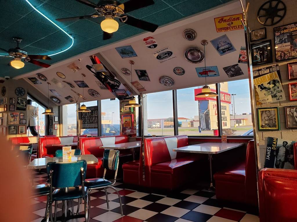 Spangles | restaurant | 410 E 47th St S, Wichita, KS 67216, USA | 3165244614 OR +1 316-524-4614