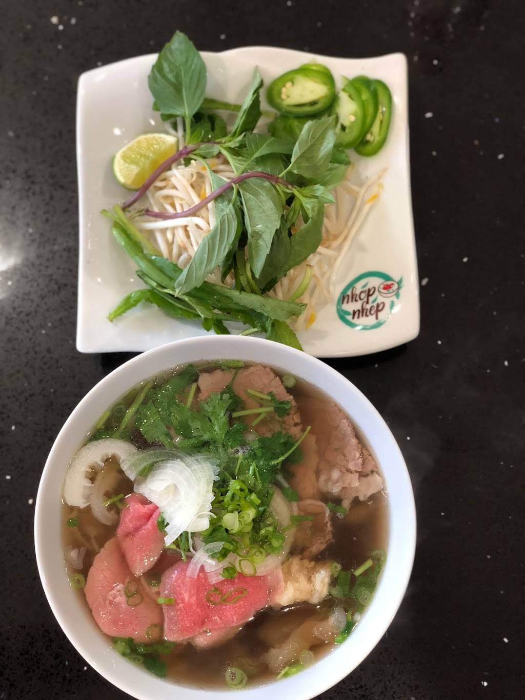 Nhóp Nhép | restaurant | 15706 1st Ave S, Burien, WA 98148, USA | 2068299542 OR +1 206-829-9542