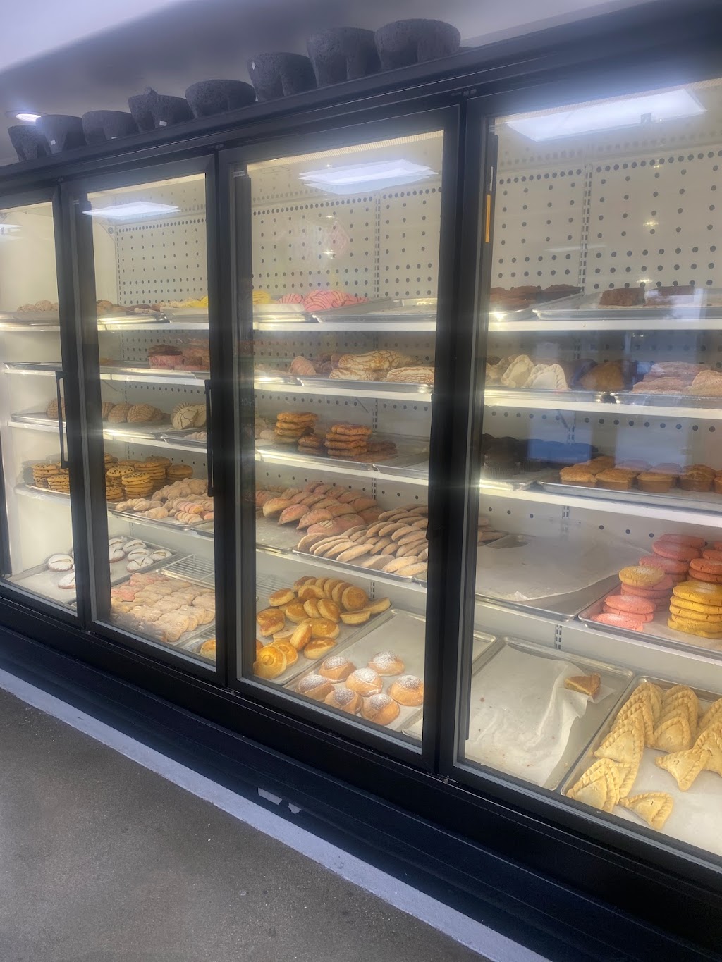 Grullense Market, Inc. | bakery | 1411 N 10th Ave, Hanford, CA 93230, USA | 5595303689 OR +1 559-530-3689