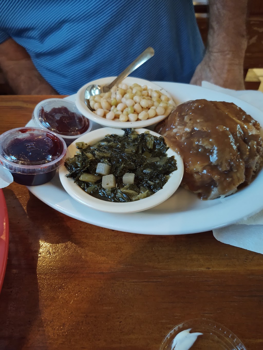 Moms Kitchen | restaurant | 10157 AL-52, Hartford, AL 36344, USA | 3345882031 OR +1 334-588-2031