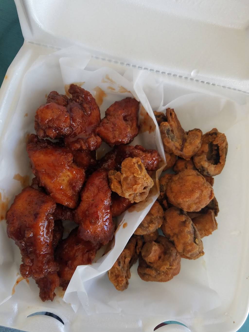 Wing Dingers | restaurant | 700 NW Loop 564, Mineola, TX 75773, USA | 9035691113 OR +1 903-569-1113