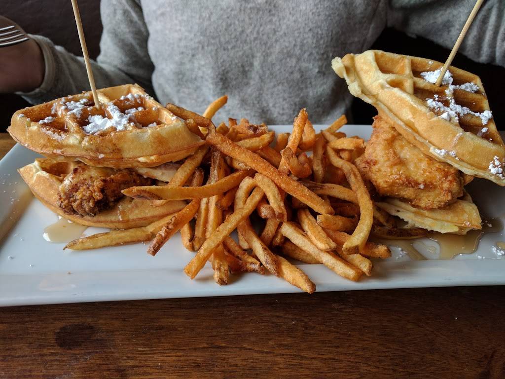 Lowdown Oven and Bar | restaurant | 967 Folly Rd, Charleston, SC 29412, USA | 8437957569 OR +1 843-795-7569