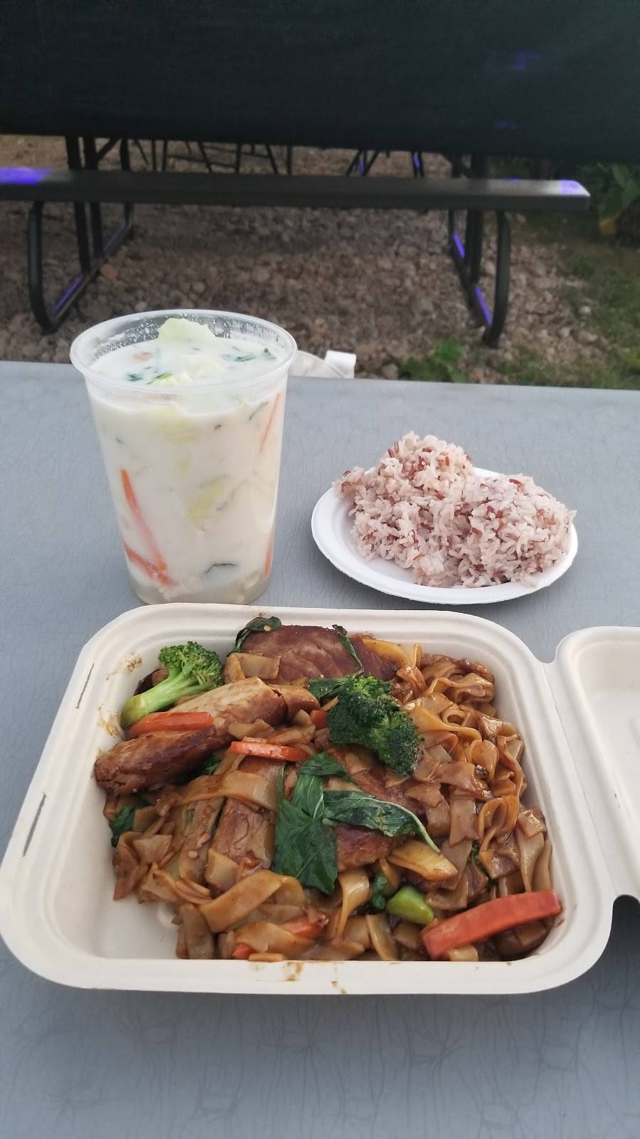 Pandas Thai Food Truck | restaurant | 59-158 Kamehameha Hwy, Haleiwa, HI 96712, USA | 8084258725 OR +1 808-425-8725