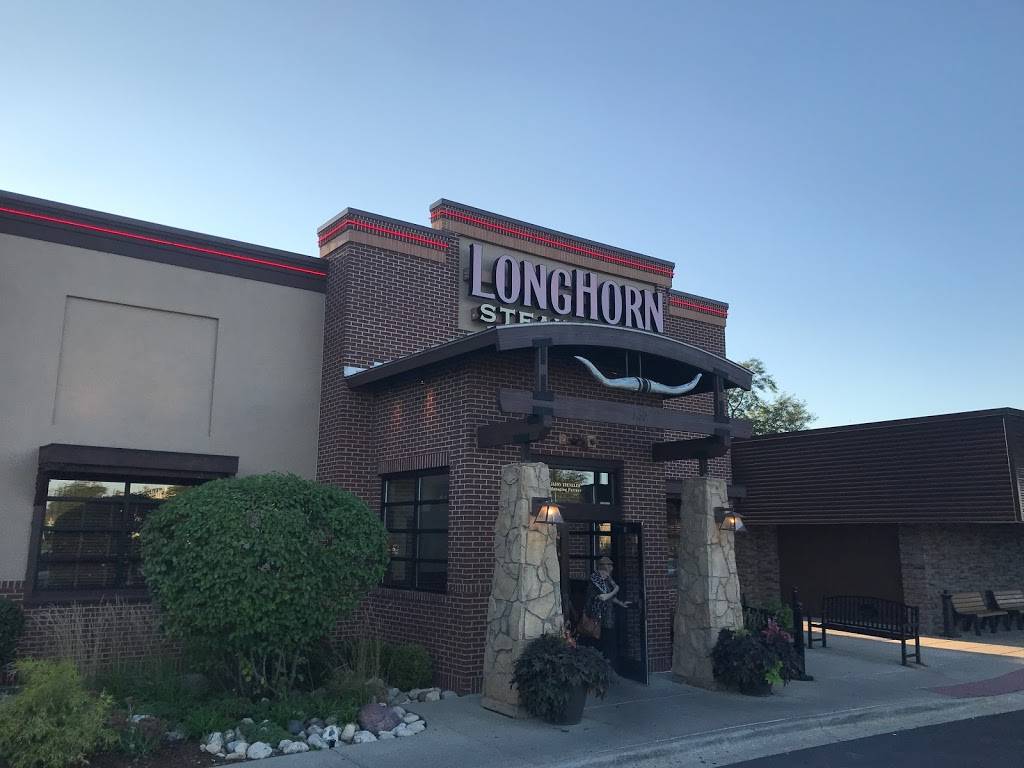 LongHorn Steakhouse | meal takeaway | 1470 E Touhy Ave, Des Plaines, IL 60016, USA | 8473919860 OR +1 847-391-9860