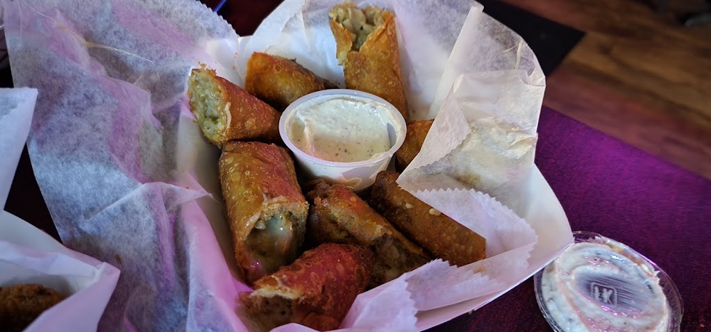 Beachcorner Bar & Grill | restaurant | 4905 Canal St, New Orleans, LA 70119, USA | 5044887357 OR +1 504-488-7357