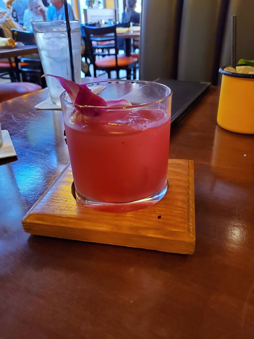 Kalaveras | restaurant | 228 Ave I, Redondo Beach, CA 90277, USA | 4243042111 OR +1 424-304-2111