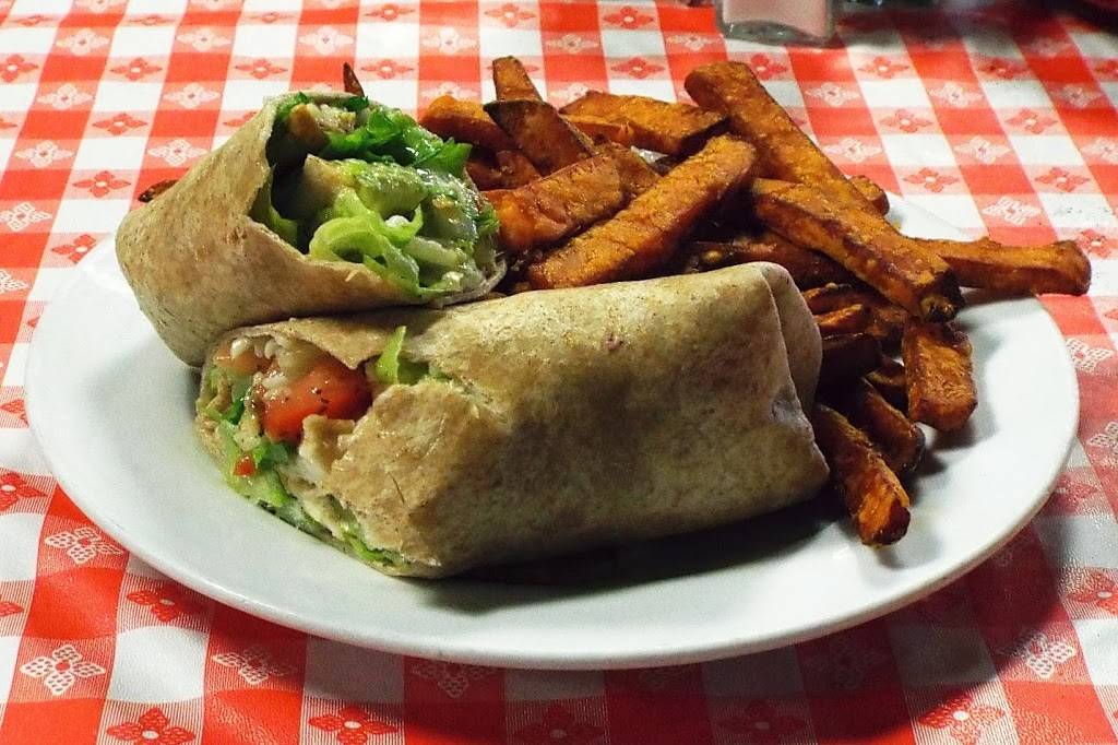 Coscinos Italian Grill | restaurant | 1809 N Causeway Blvd #3111, Mandeville, LA 70471, USA | 9857274984 OR +1 985-727-4984