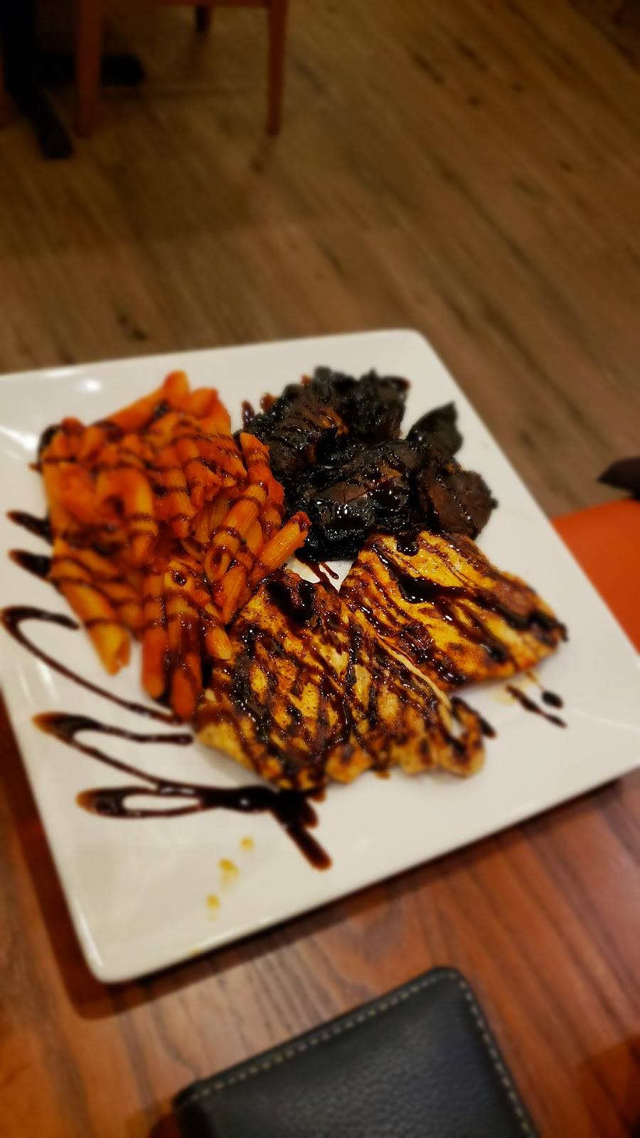 Anthonys Italian Restaurant & Wine Bar | restaurant | 8010 Hog Neck Rd, Pasadena, MD 21122, USA | 4437700009 OR +1 443-770-0009