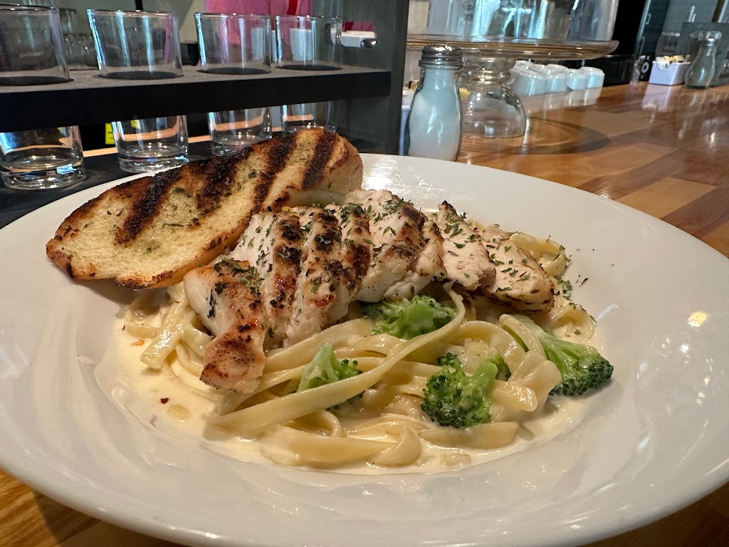 Evenin Bite | restaurant | 203 NW 6th St, Carrabelle, FL 32322, USA | 8506463044 OR +1 850-646-3044