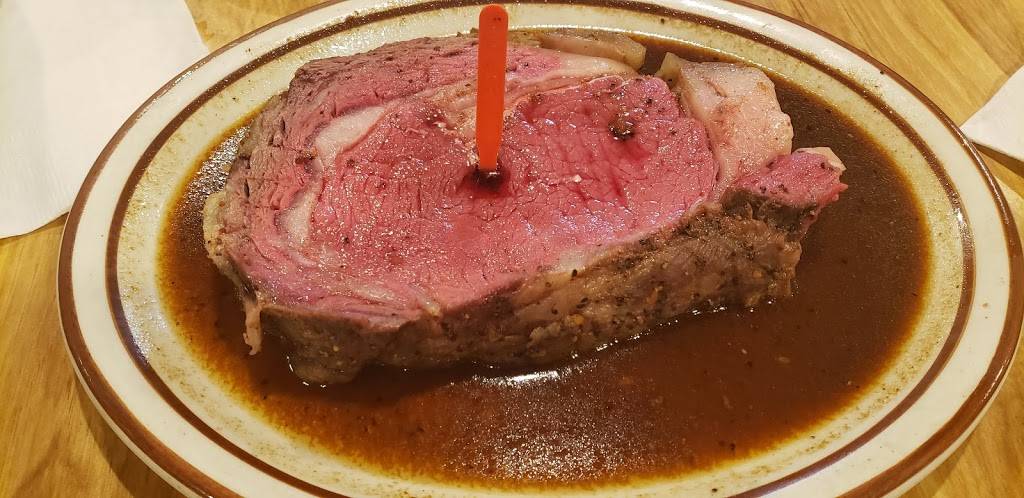 Henrys Diner | restaurant | 836 Old Lincoln Hwy, Crescent, IA 51526, USA | 7125453600 OR +1 712-545-3600