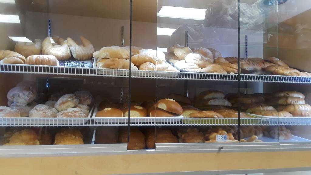 Lilians Restaurant | restaurant | 3901 Mt Vernon Ave, Alexandria, VA 22305, USA | 7038378494 OR +1 703-837-8494