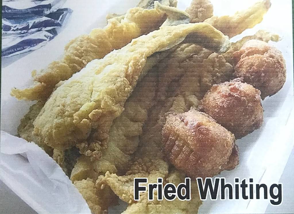 Chicagos fish and chicken | restaurant | 3720 Mitthoeffer Rd, Indianapolis, IN 46235, USA | 3178905100 OR +1 317-890-5100