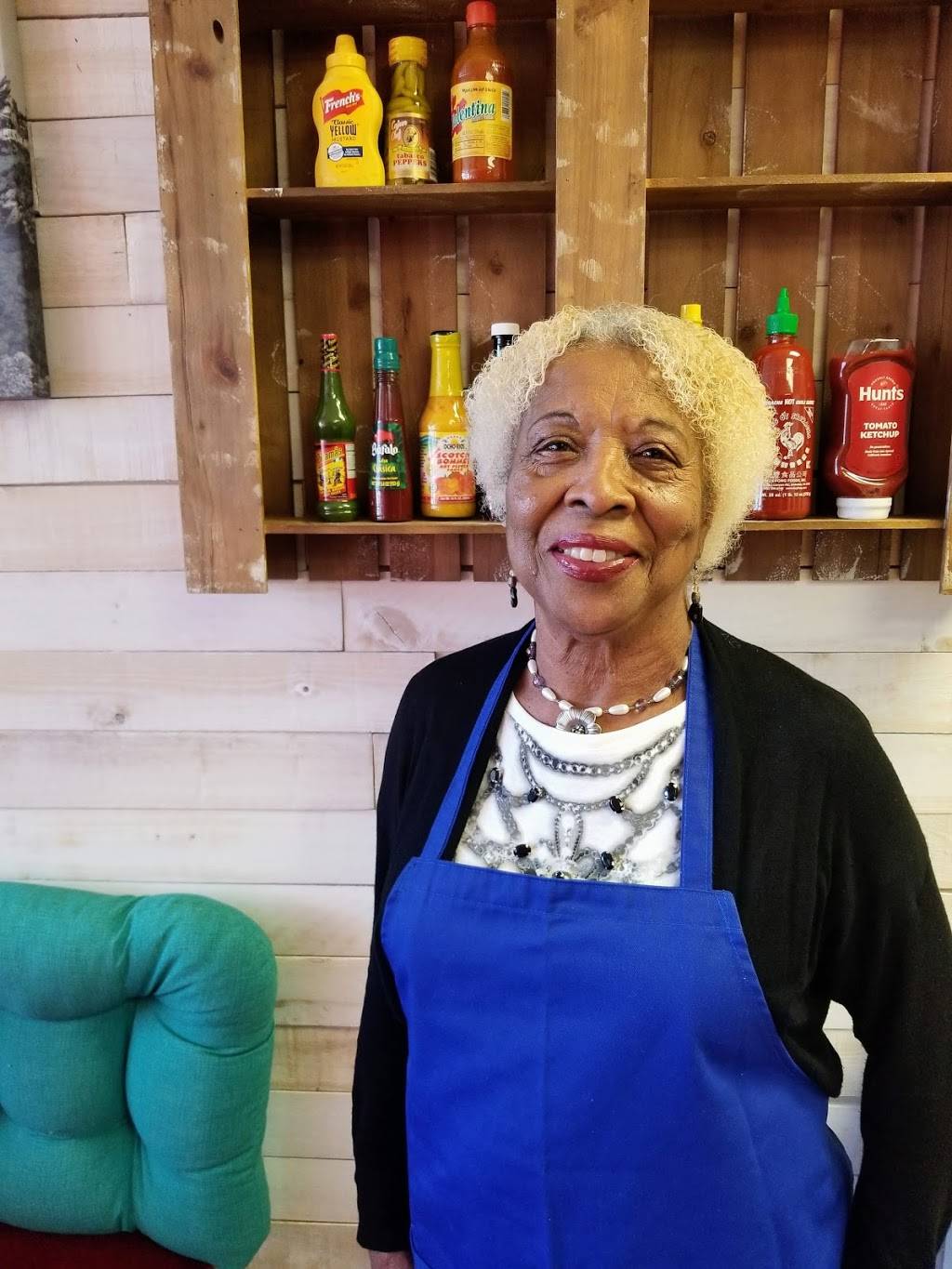 Top Chefs Gourmet Soul Kitchen | restaurant | 6777 Mt Zion Blvd, Morrow, GA 30260, USA | 4043690981 OR +1 404-369-0981