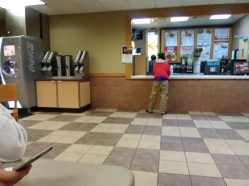 Wendys | restaurant | 13712 Bruce B Downs Blvd, Tampa, FL 33613, USA | 8139771732 OR +1 813-977-1732