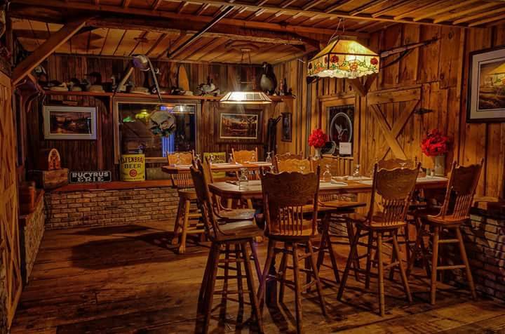 The Barn Restaurant | night club | 32800 Co Rd K, Prairie du Chien, WI 53821, USA | 6083264941 OR +1 608-326-4941
