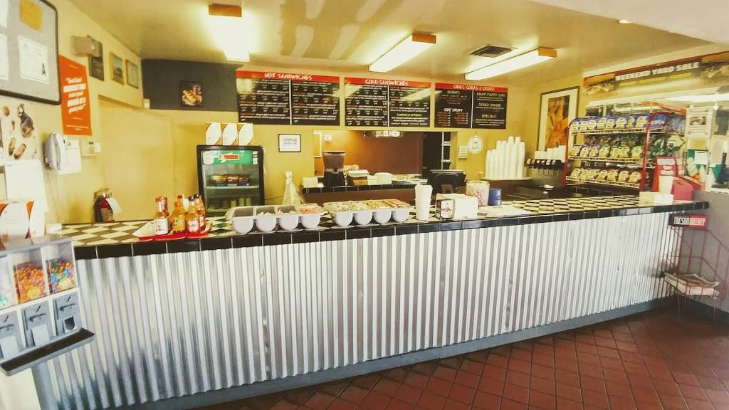 Hogie House Sandwiches | restaurant | 5810 E 22nd St, Tucson, AZ 85711, USA | 5207906703 OR +1 520-790-6703