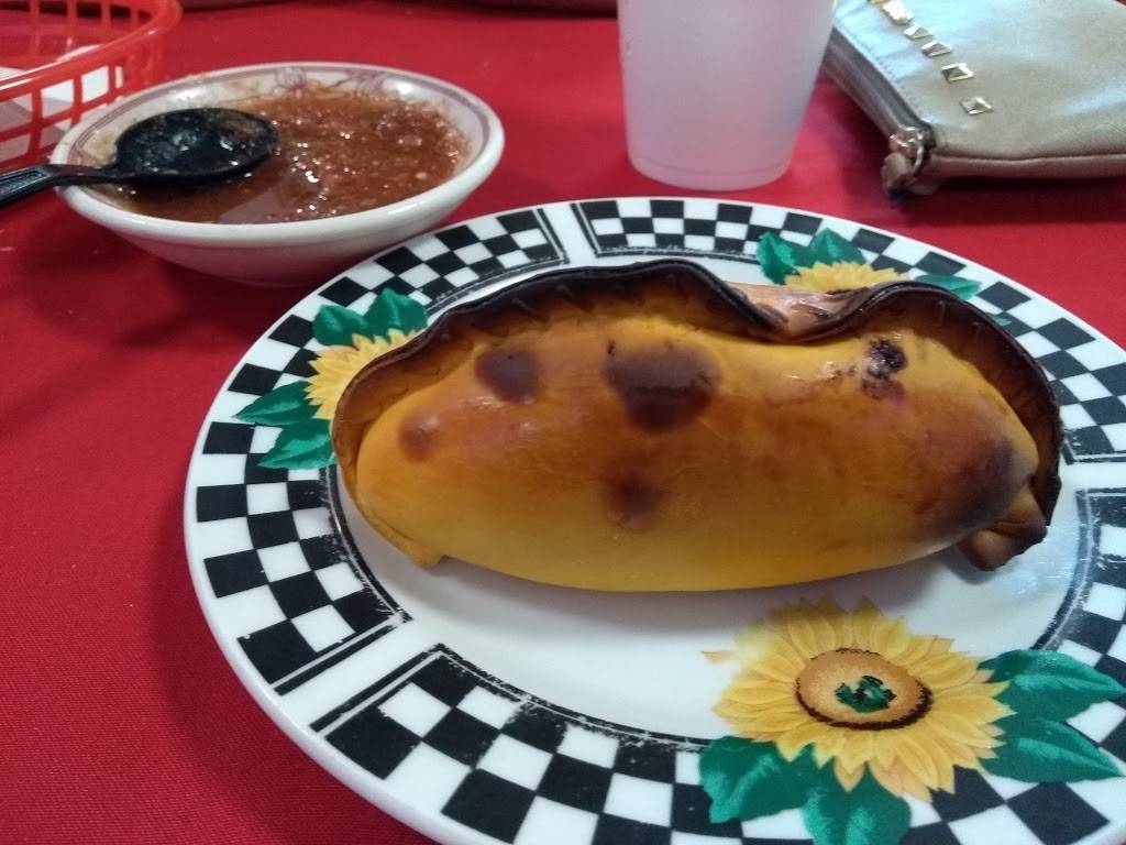 Tu Tierra | restaurant | 2772 SW 8th St, Miami, FL 33135, USA | 3056398836 OR +57 305 6398836