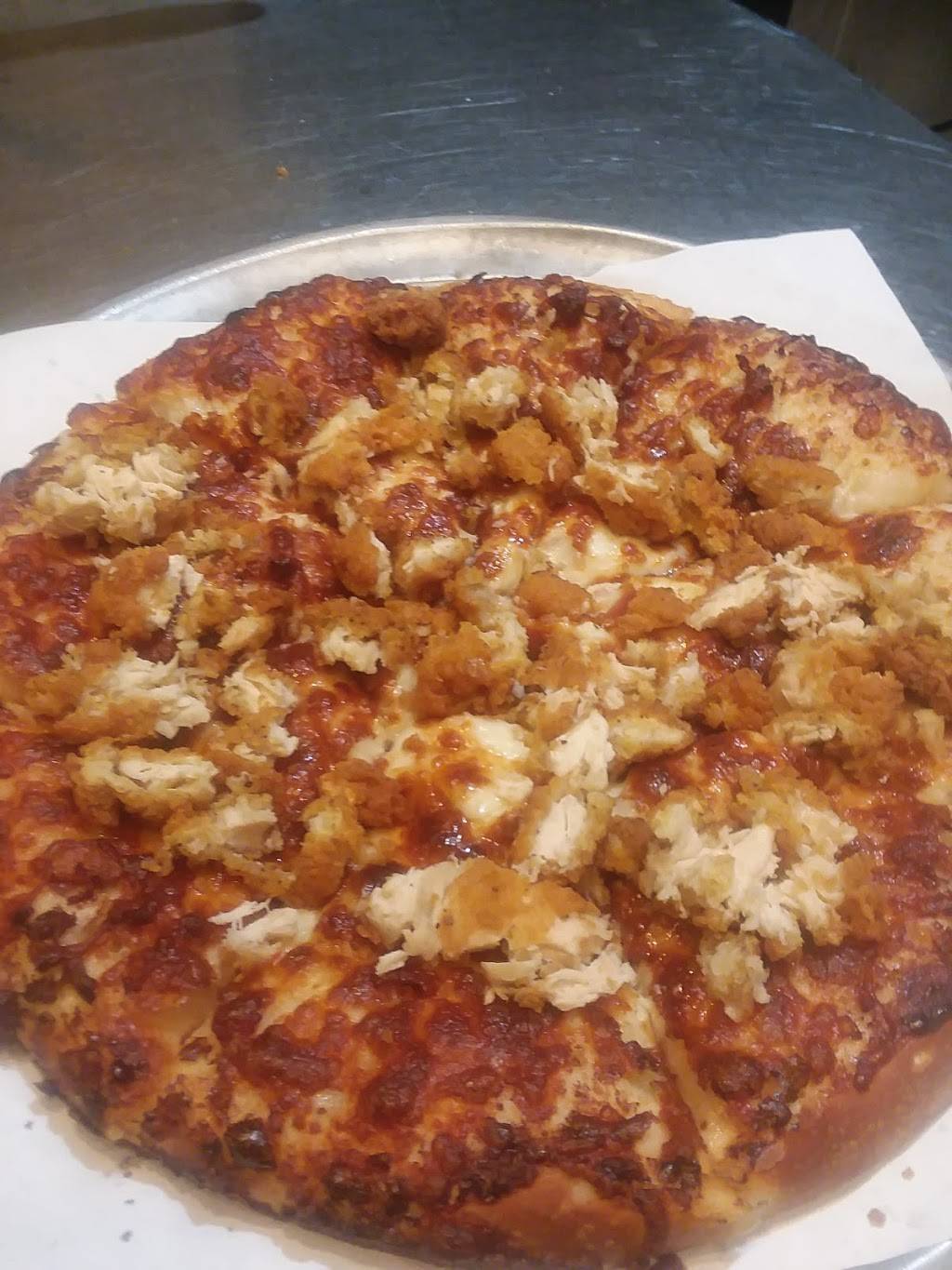 Roccos Pizza | restaurant | 2008 East Ave, Akron, OH 44314, USA | 3307454441 OR +1 330-745-4441