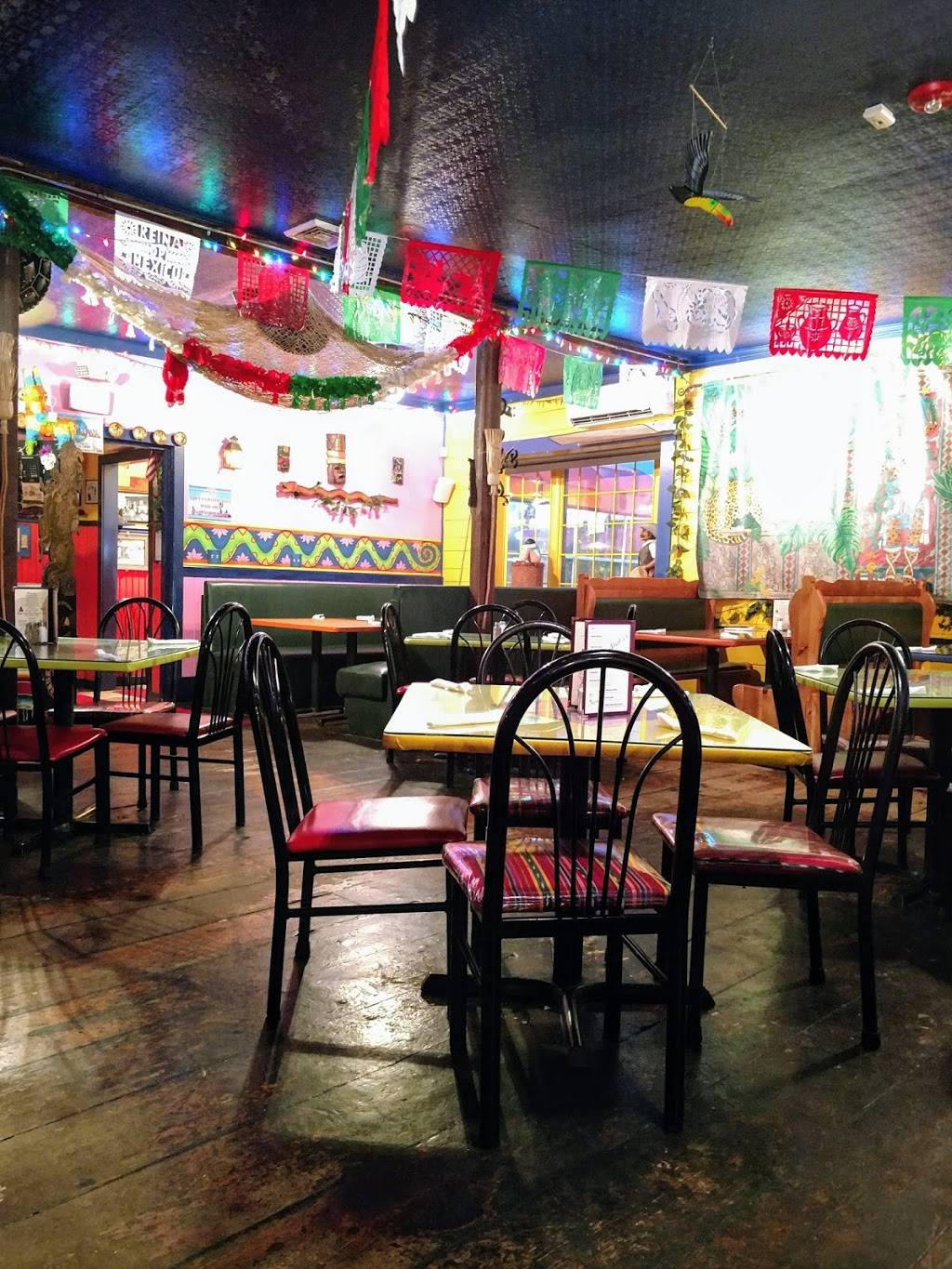 Maya Cafe | restaurant | 448 U.S. 9, Fishkill, NY 12524, USA | 8458964042 OR +1 845-896-4042