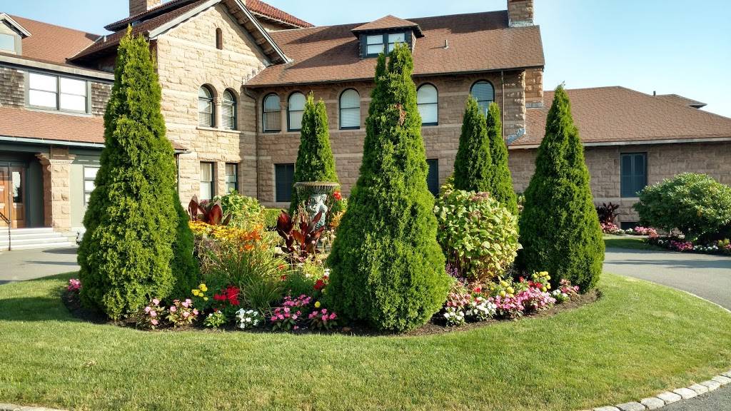 OceanCliff Hotel | restaurant | 65 Ridge Rd, Newport, RI 02840, USA | 4016197925 OR +1 401-619-7925