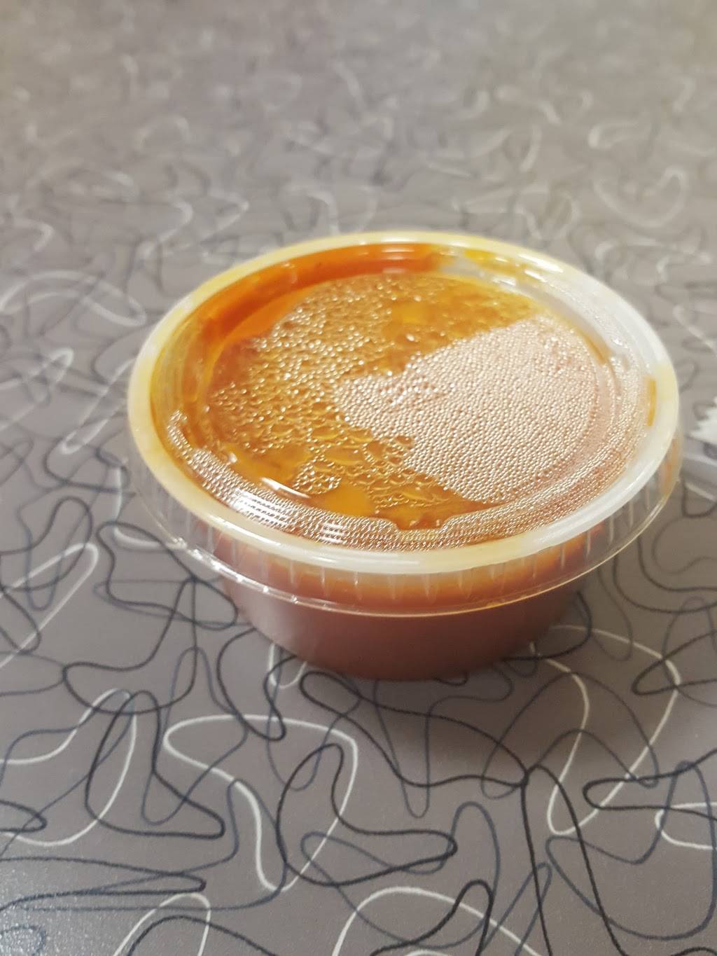 Randolph Famous Pizza | restaurant | 408 Center St, Randolph, MA 02368, USA | 7819619070 OR +1 781-961-9070