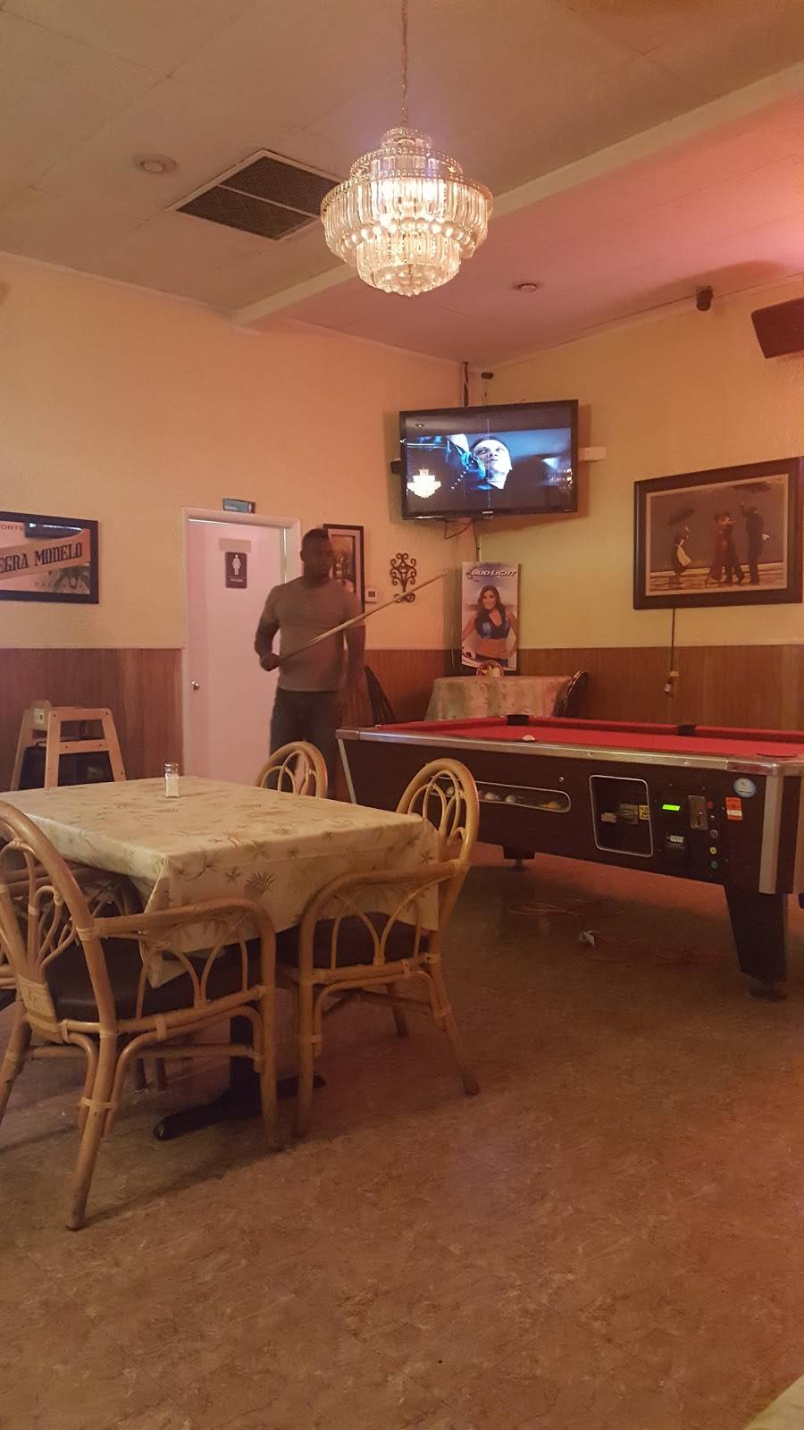 100 Plus Latino Restaurant | restaurant | 5824 Allentown Way, Camp Springs, MD 20748, USA | 3014330056 OR +1 301-433-0056