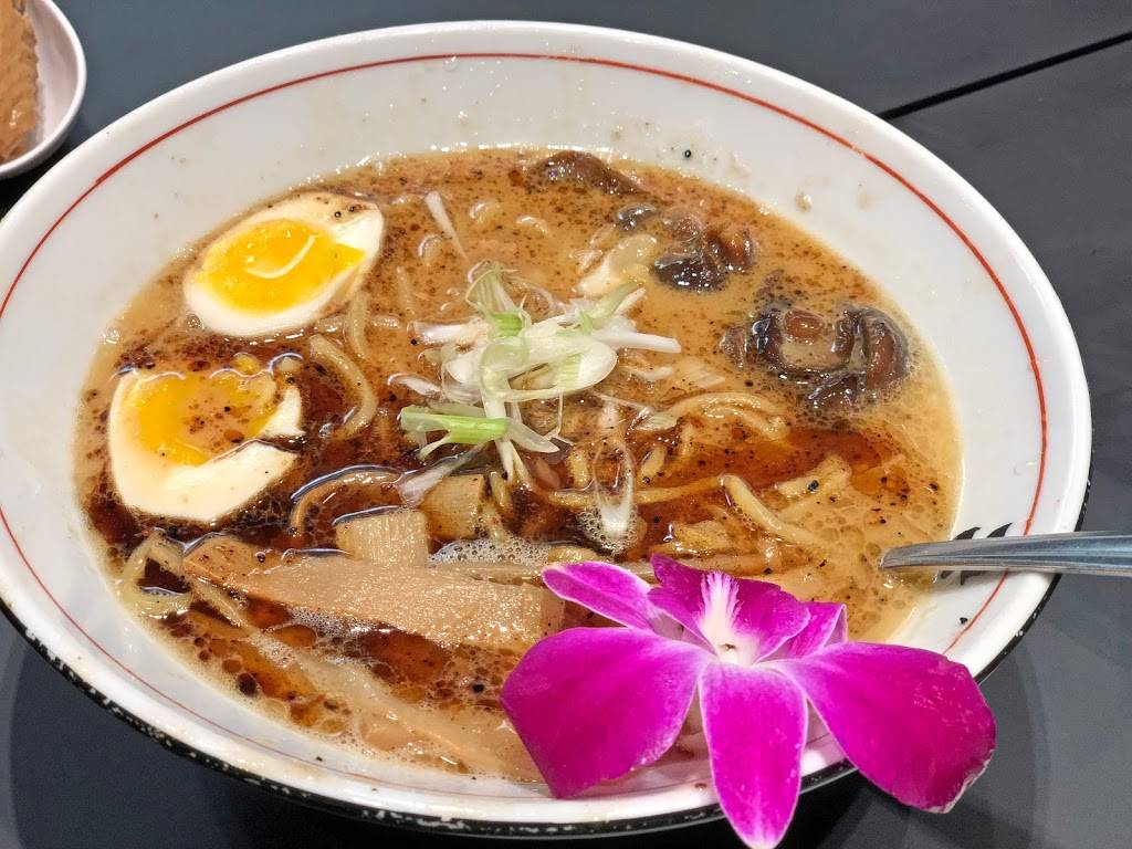 Sansotei Ramen Square One | restaurant | 100 City Centre Dr Unit 2 - 817, Mississauga, ON L5B 2C9, Canada | 9052328890 OR +1 905-232-8890