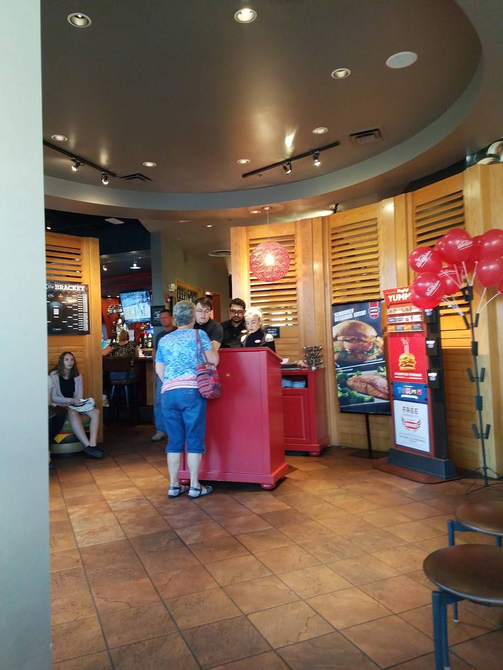 Red Robin Gourmet Burgers and Brews | restaurant | 14015 W Bell Rd, Surprise, AZ 85374, USA | 6235569066 OR +1 623-556-9066